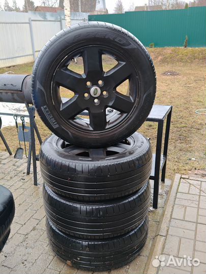 Pirelli P Zero 255/55 R19