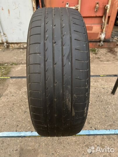 Yokohama Advan Sport V103B 235/55 R20 102V