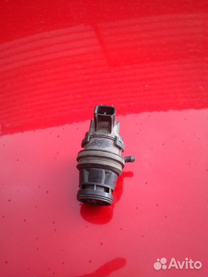 Насос бачка омывателя Тойота