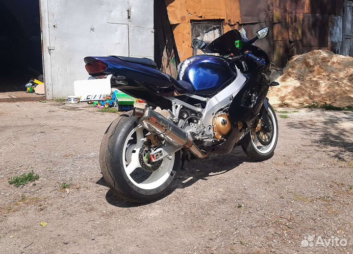 Kawasaki zx9r