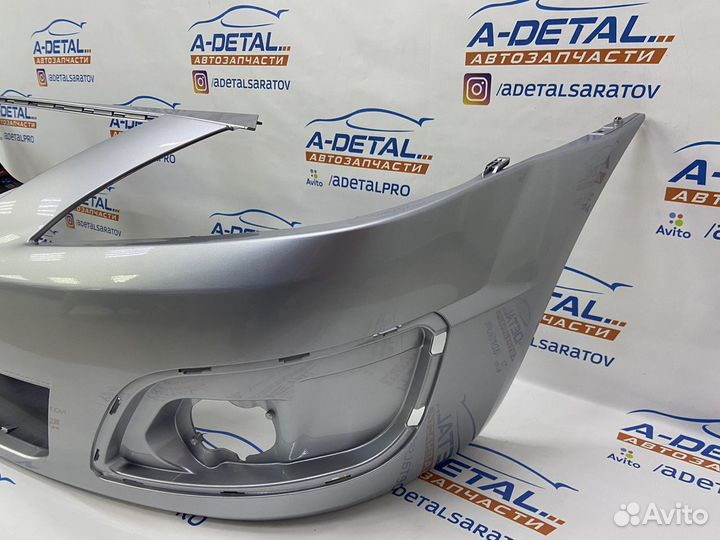 Бампер передний LADA Largus (Серебристый)