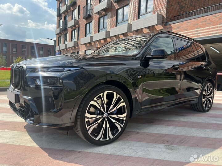 BMW X7 3.0 AT, 2023, 6 000 км