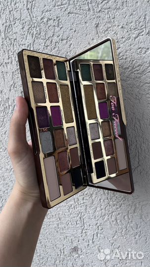 Палетка теней Too Faced chocolate gold