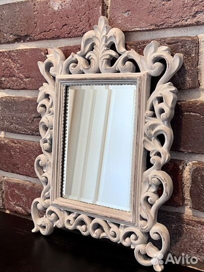 Зеркало с фацетом в резном багете 32x23 см