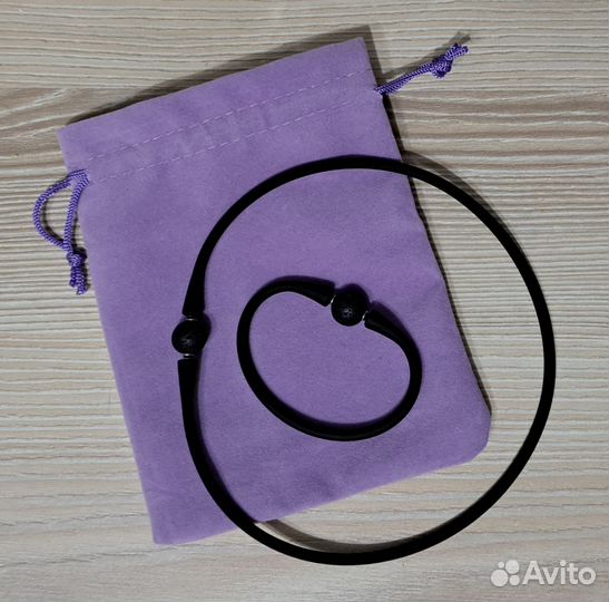 Каучуковый браслет и чокер 