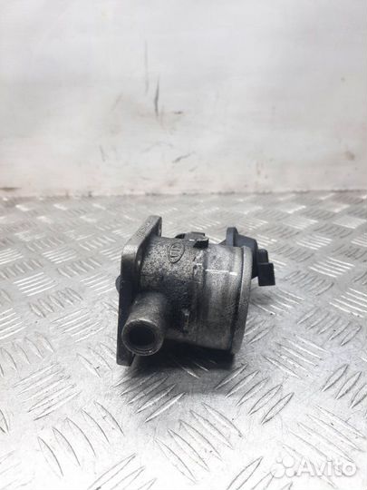 Дроссельная заслонка Kia Sportage внедорожник 2.0