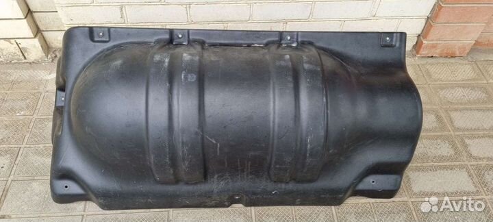 На ларгус заводской чехол,защита баллона метан 100