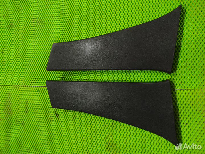 Накладка центральной стойки Renault Fluence