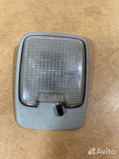 Плафон подсветки салона Mazda B2500 пикап 2006