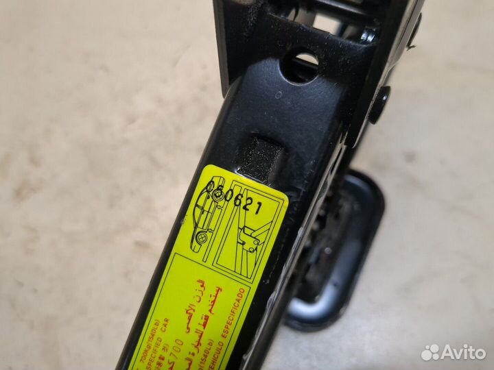 Домкрат Volvo S70 / V70, 1998