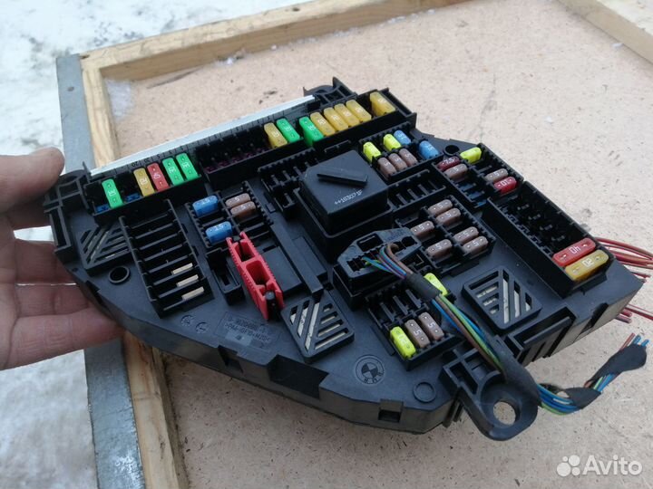 Блок предохранителей BMW X4 F26 X3 F25