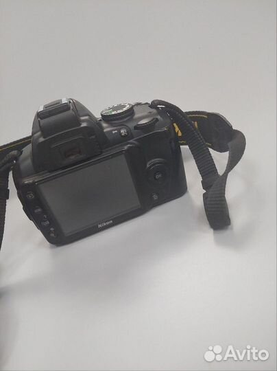 Цифровой фотоаппарат Nikon D3000 body Б/У