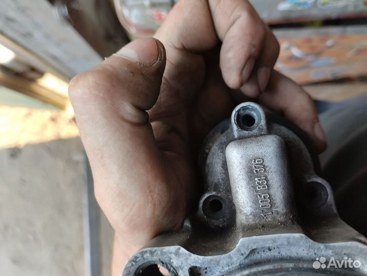 1005831376 стартер passat b5