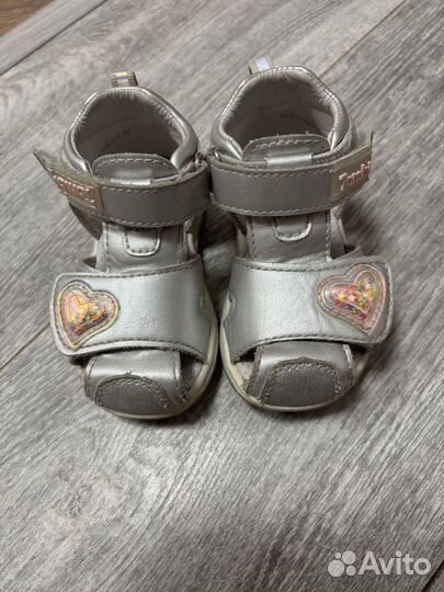 Сандалии для девочки 20 размер