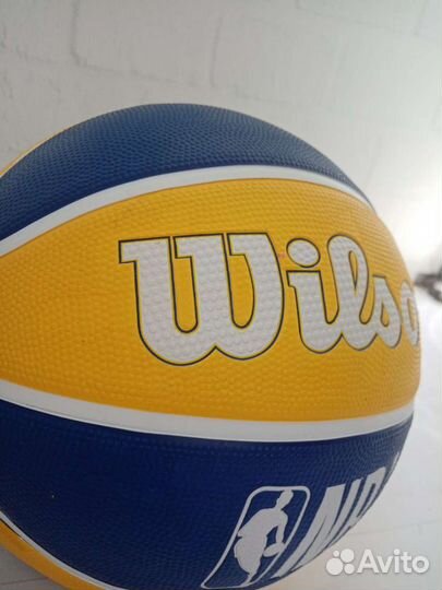 Баскетбольный мяч