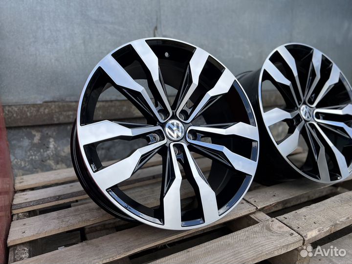 Диски R19 Suzuka 5-112 Volkswagen Touareg