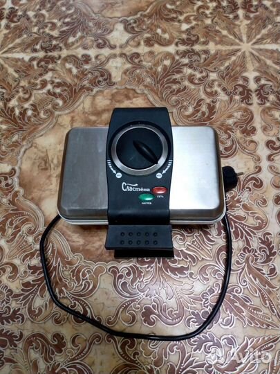 Вафельница блинница