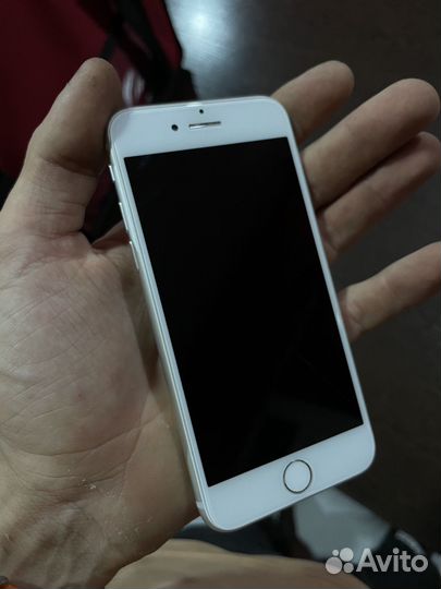 Телефон iPhone 8 64 gb