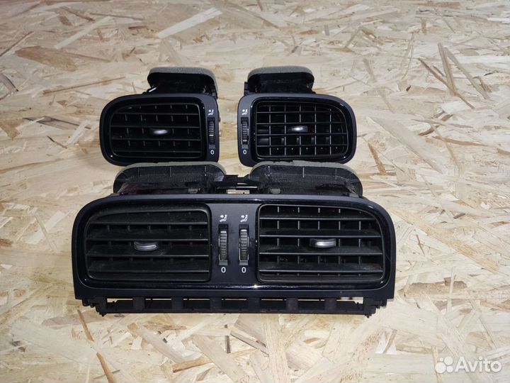 VW Polo 2010-2020). Комплект воздуховодов