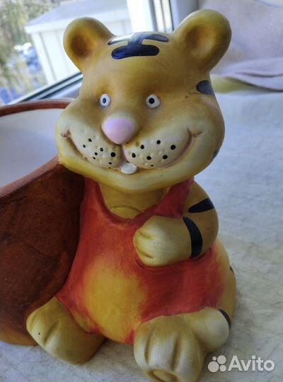 Кашпо для цветов 