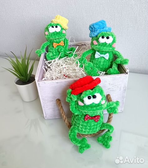 Брелки игрушки лягушки