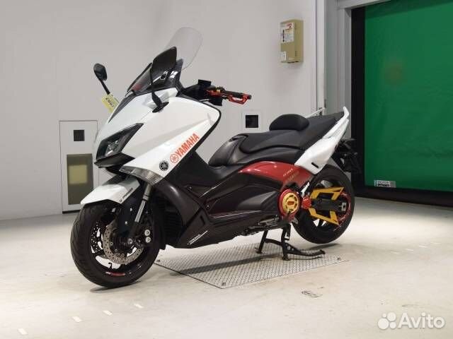 Yamaha T-MAX530