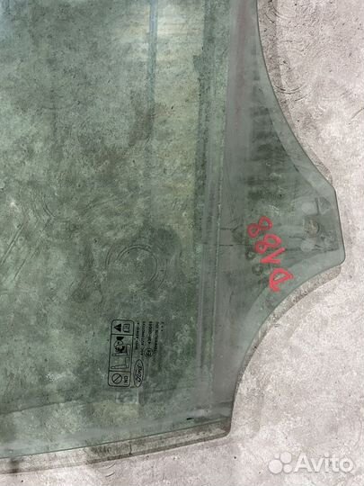 Стекло двери переднее правое ford focus 3