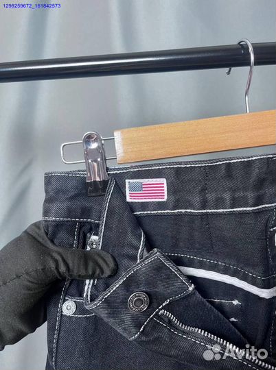 Штаны True Religion на руках (Арт.79341)