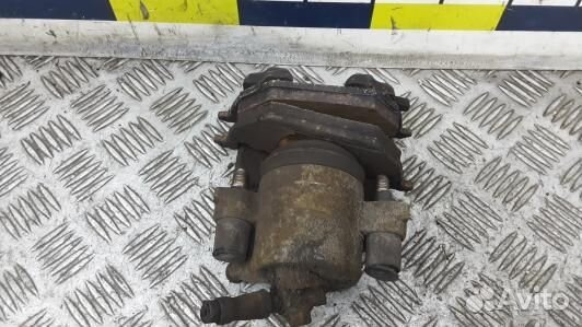 Суппорт тормозной передний правый skoda octavia A5