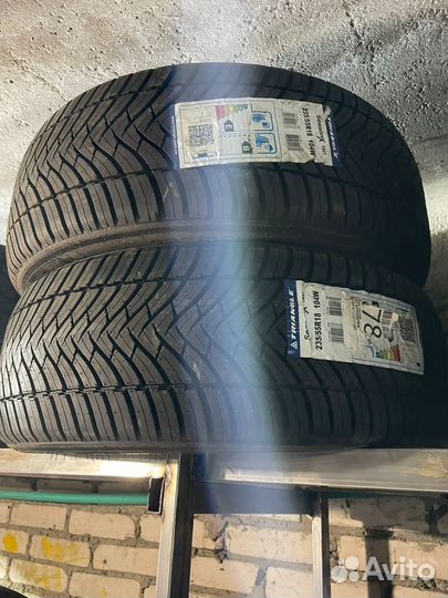 Triangle SeasonX TA01 235/55 R18 104W