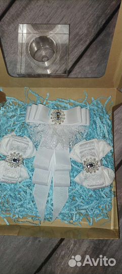 Резинки для волос, украшения, банты