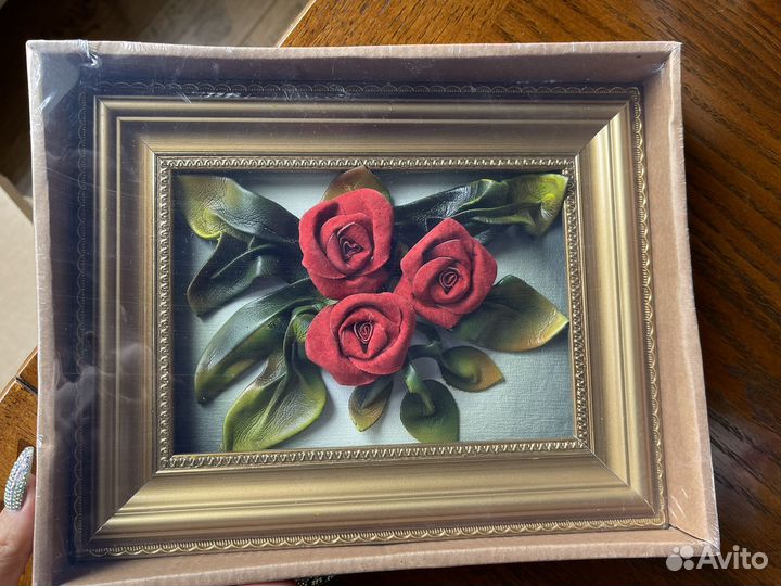 Картина из кожи розы