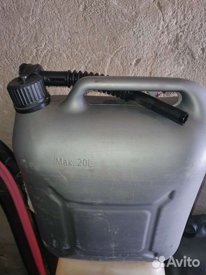 Канистра 20 литров для бензина пластик