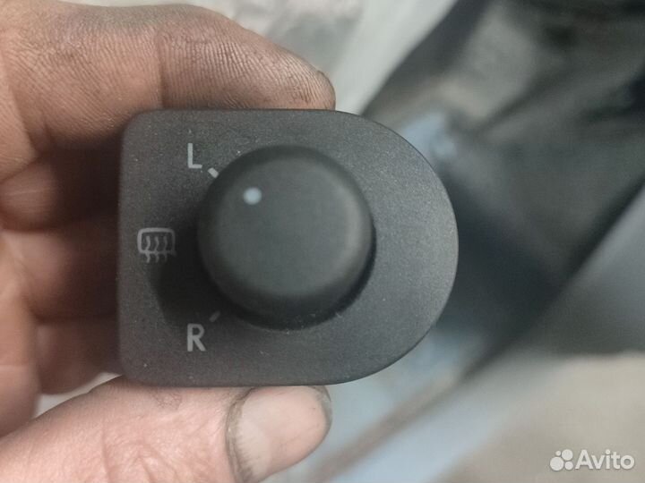 Блок регулировки зеркал