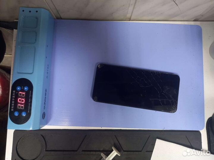 Ремонт телефонов, iPhone ноутбуков и план