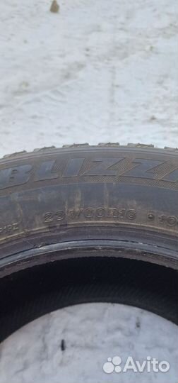 Bridgestone Blizzak Spike-01 235/60 R16