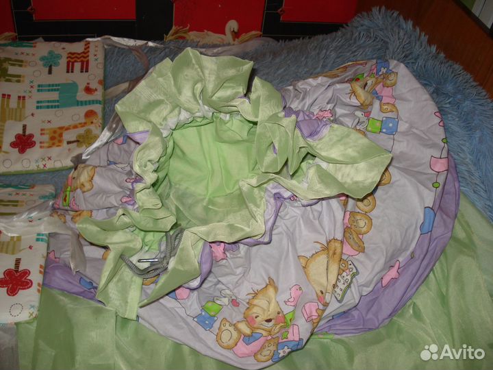 Набор в детскую кроватку