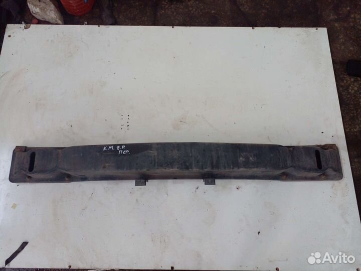 Усилитель переднего бампера Kia magentis дорестайл