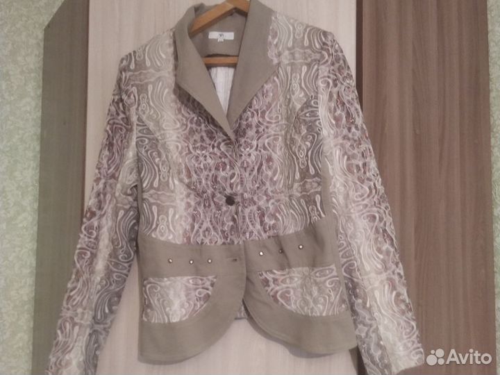 Костюм женский 50-52 р