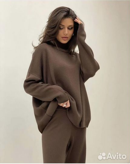 Костюм женский