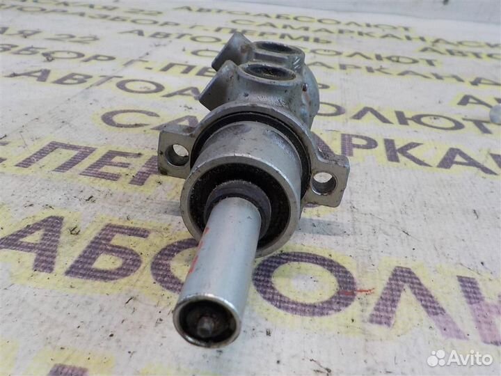 Цилиндр тормозной главный Peugeot 307 2001-2007