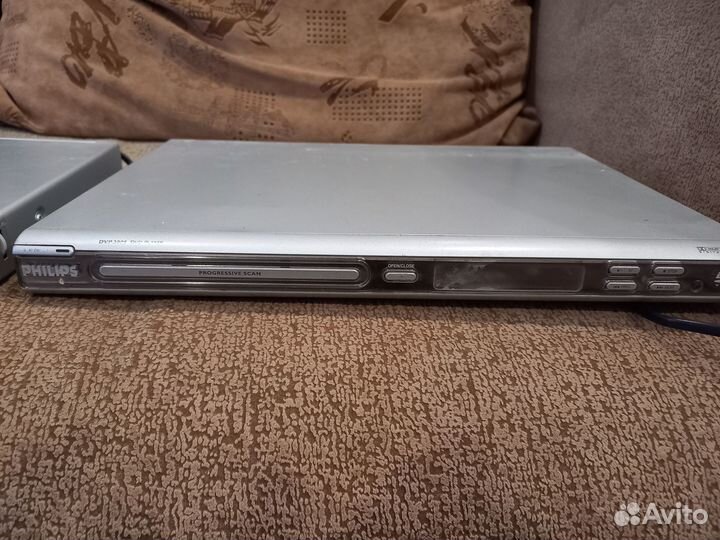 Продам dvd проигрыватель