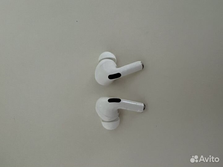 Наушники Apple airpods pro