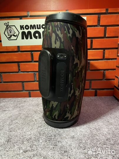 Портативная акустика JBL Boombox