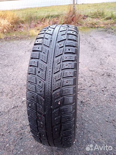 Kumho I'Zen KW22 185/70 R14 88T