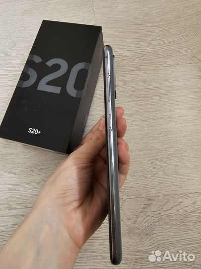 Samsung Galaxy S20+, 8/128 ГБ