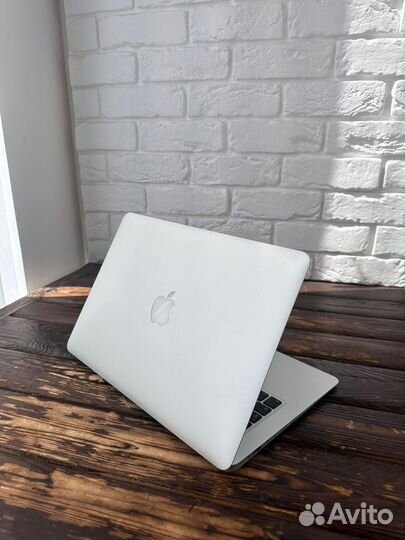 Apple MacBook Air 13 2015 i5/8gb/128gb