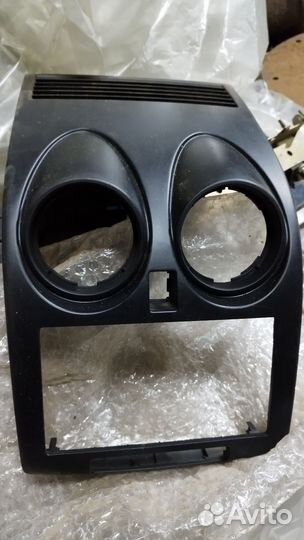 Консоль Нисса qashqai