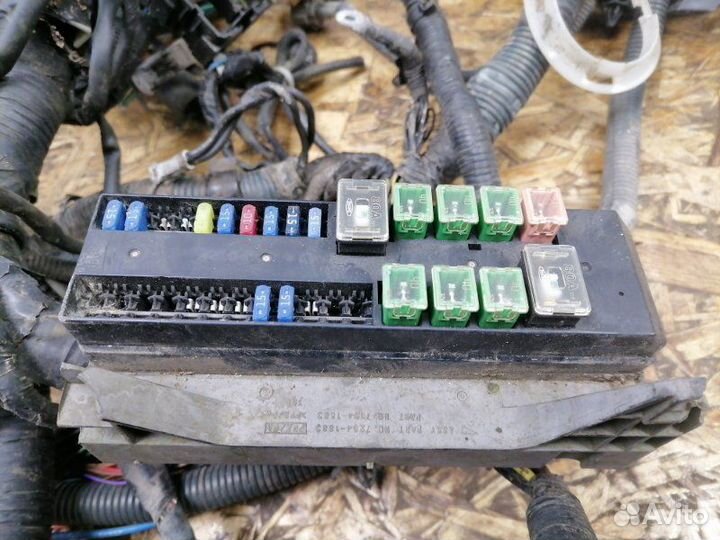 Проводка подкапотная Nissan Maxima A33 VQ20DE 2004