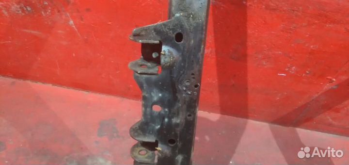 Логан подрамник передний с деф. Renault Logan